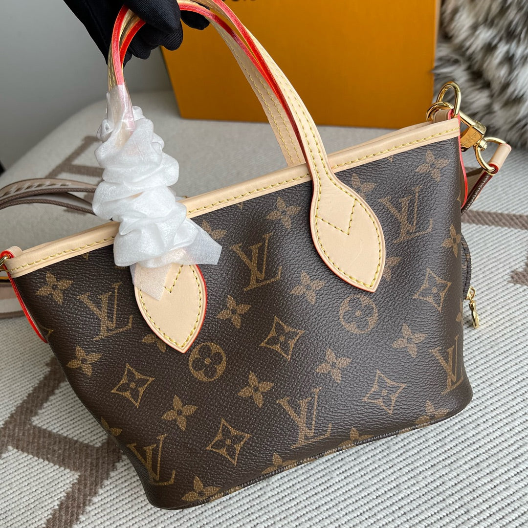 حقبية  لويس فتون نيفرفول سمول