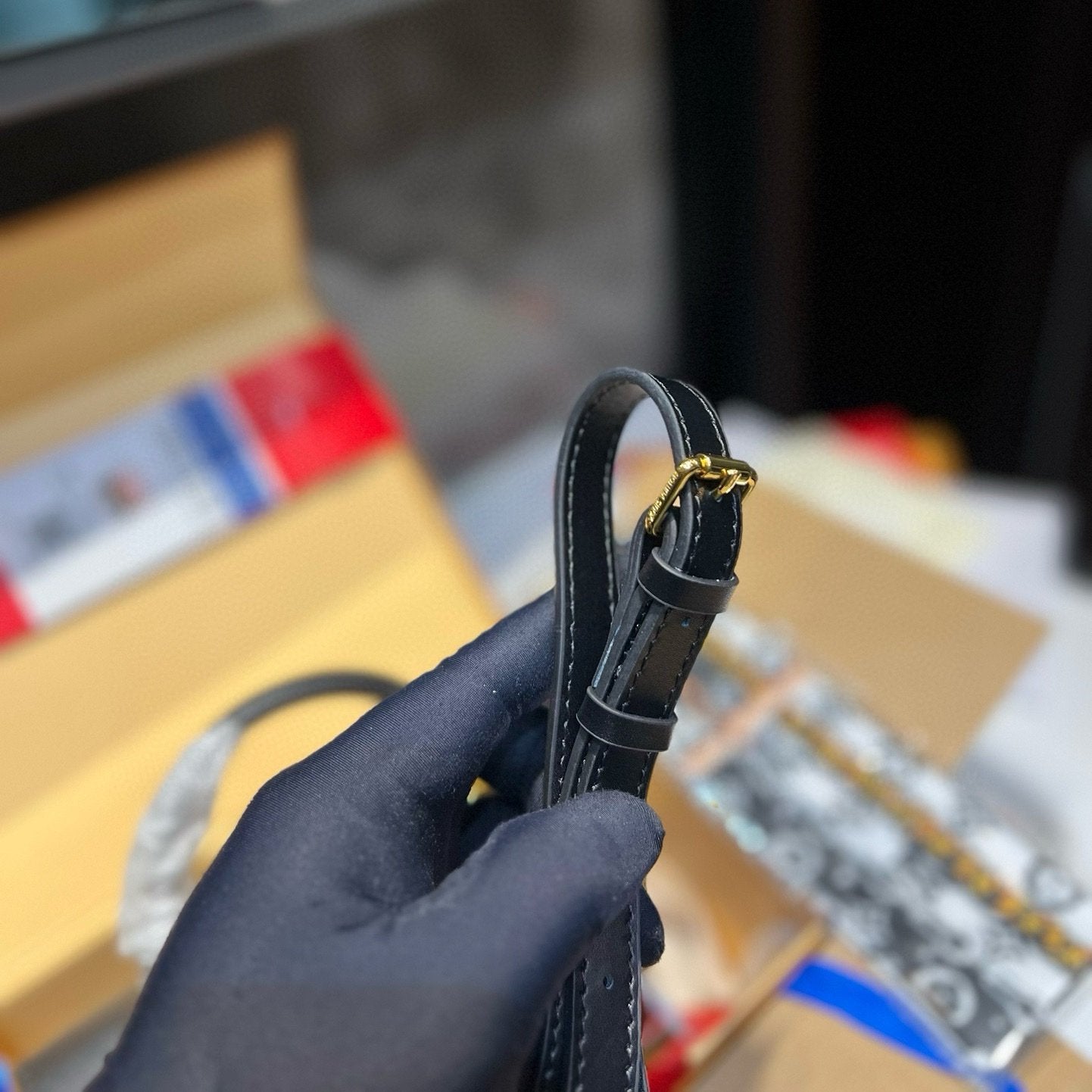 لويس فيتون حقبية locky BB