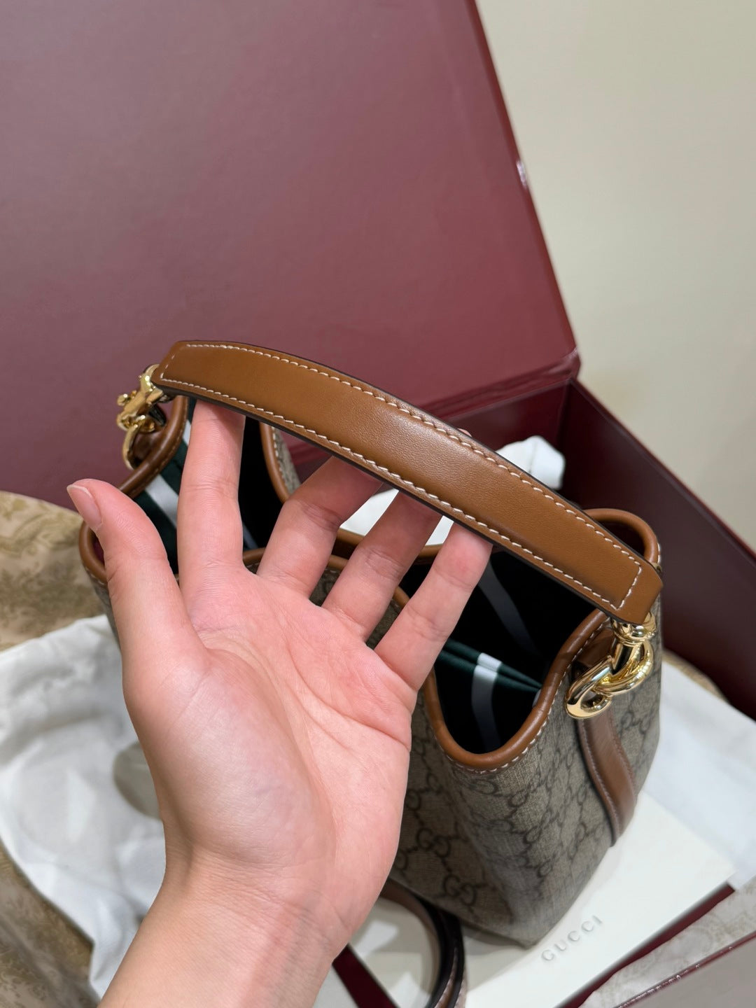 حقيبة غوتشي باكيت إمبليم جي جي ميني