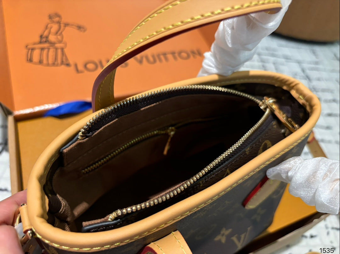 لويس فيتون NeverfullBB مقاس 24 سم