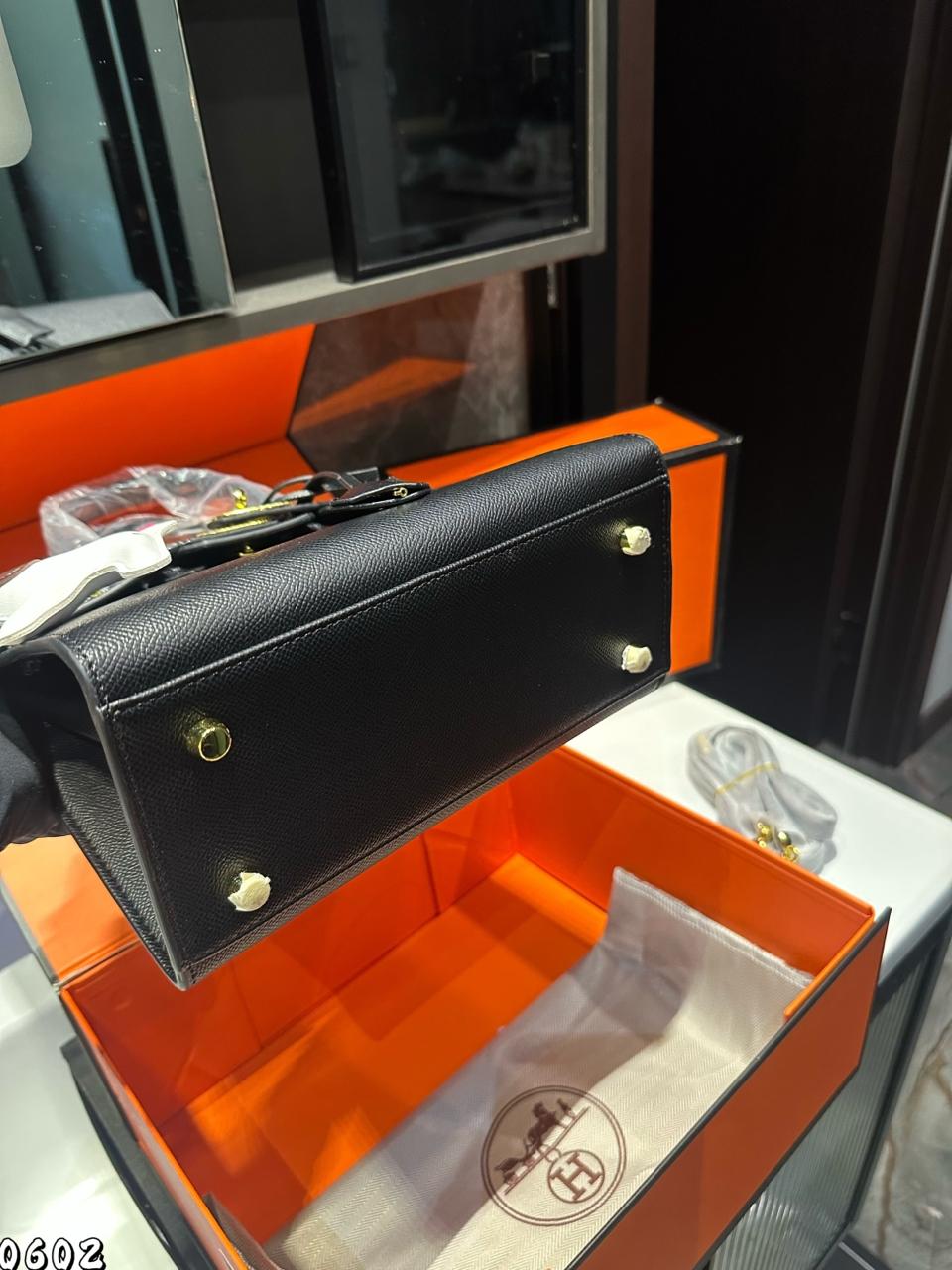 حقبية هيرميس بريكن