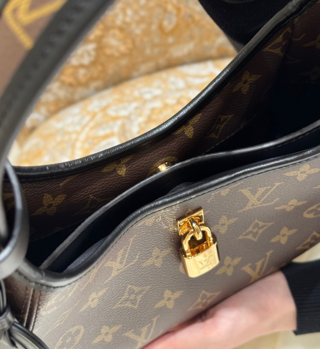 حقبية لويس فيتون