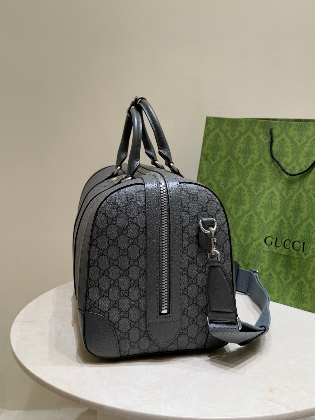 حقيبة أوفيديا قماشية متوسطة الحجم