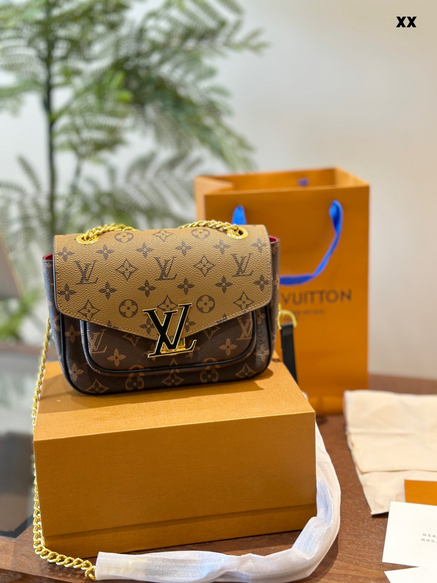 حقبية جلد باسي للنساء من لويس فيتون