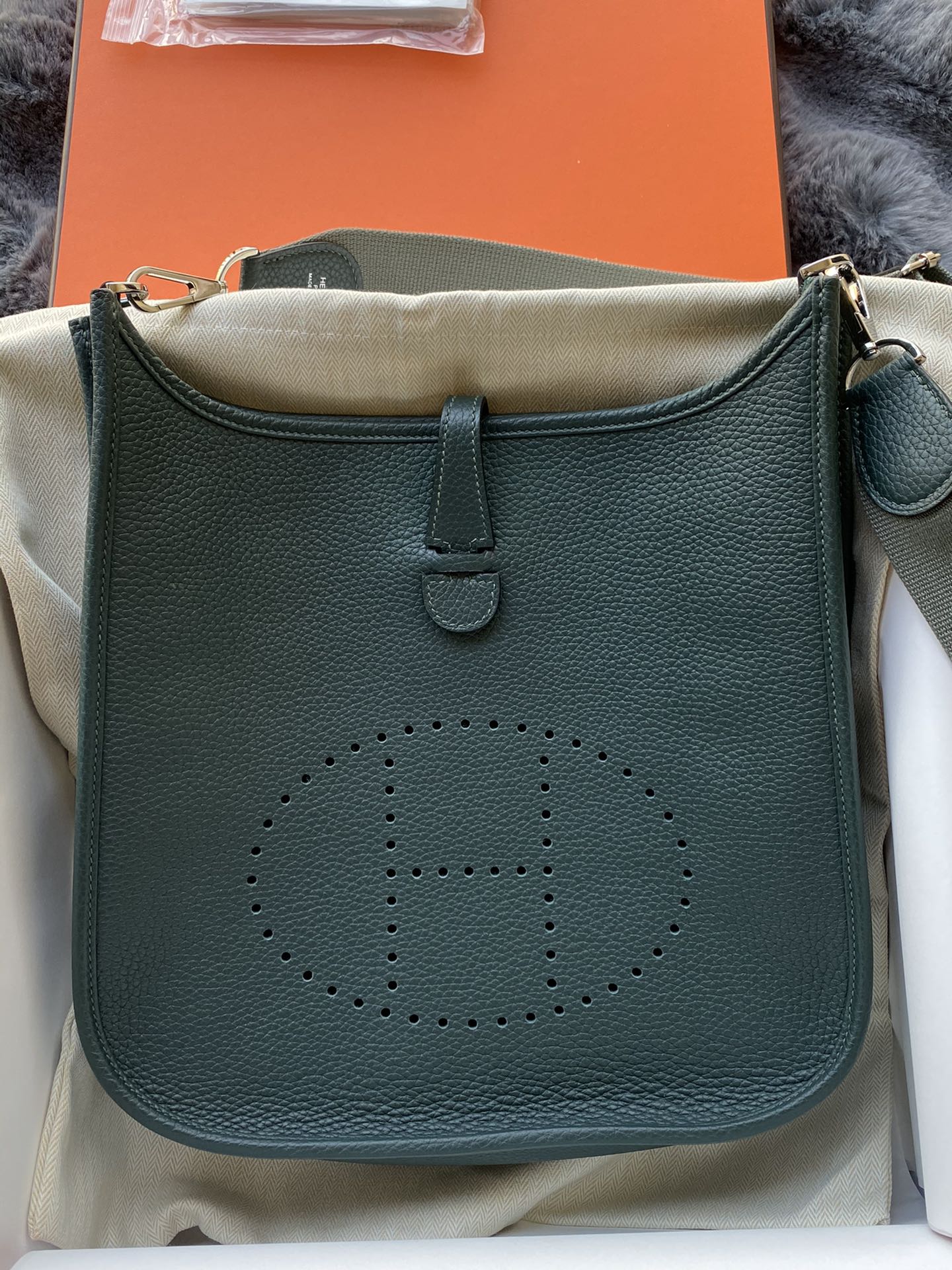 حقيبة هيريس دارك جرين