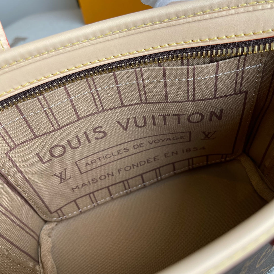 حقبية  لويس فتون نيفرفول سمول