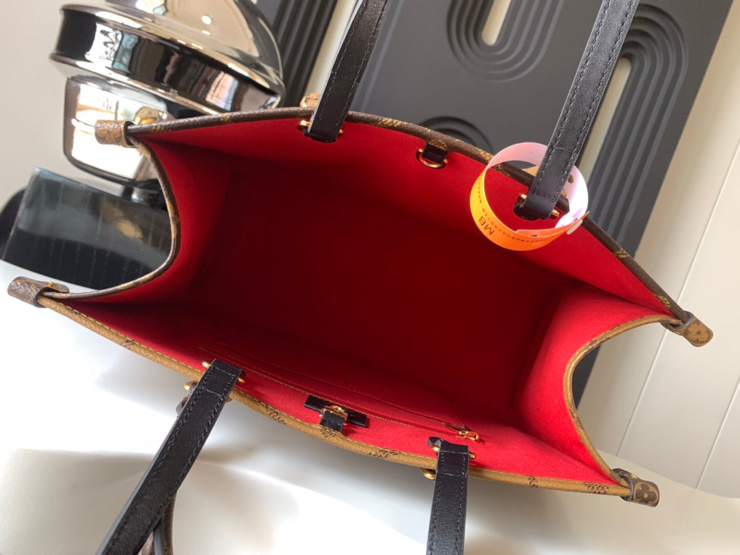 شنطة بقياسين لويس فيتون مونوغرام